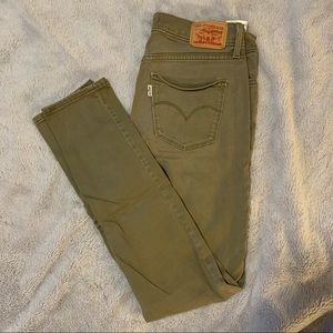 Levi’s | 311 Shaping Skinny